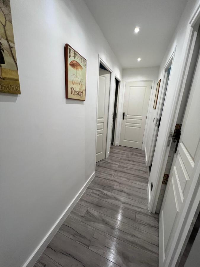 ניס Gorgeous 2 Bedrooms Holiday Apartement מראה חיצוני תמונה