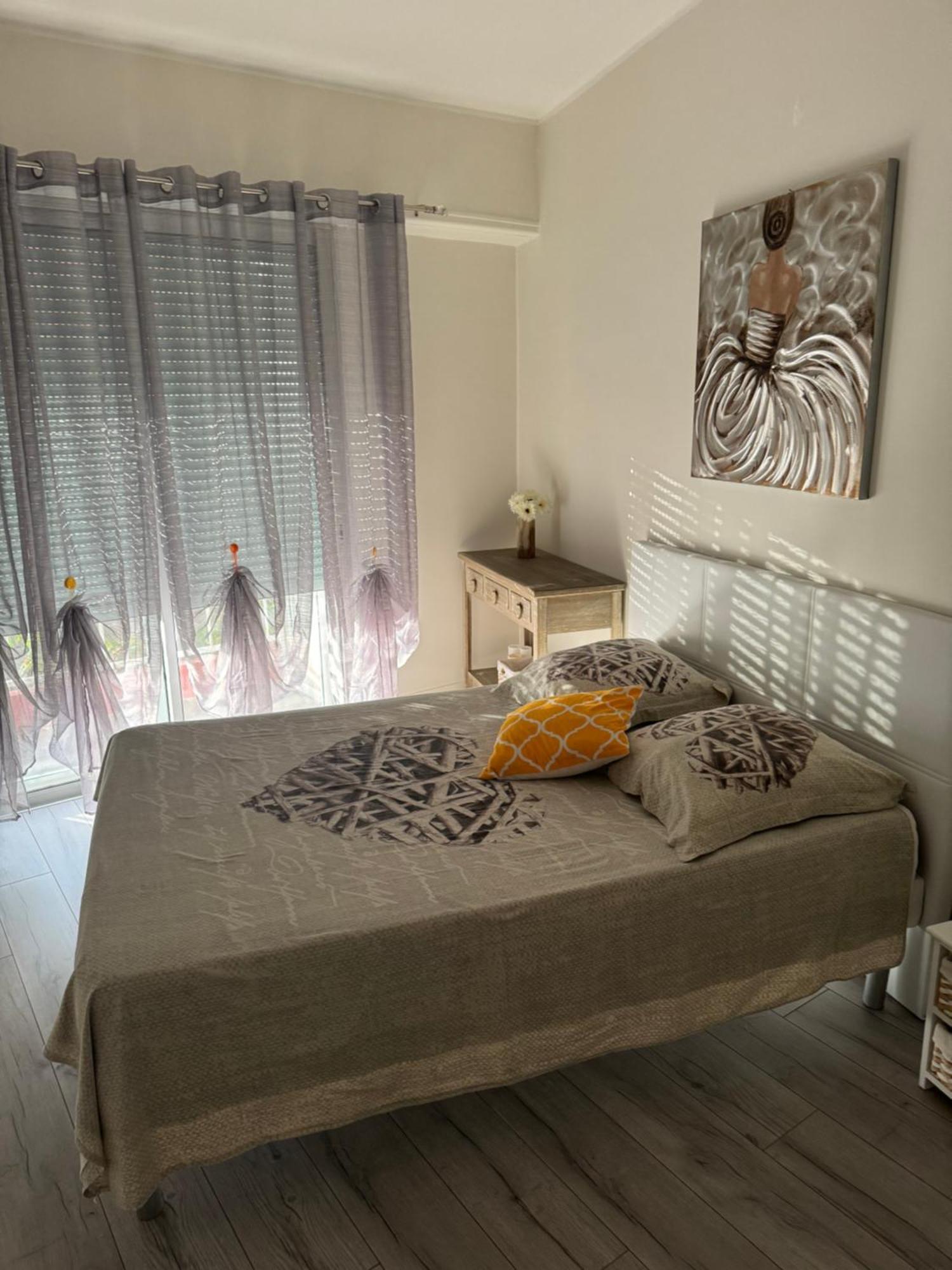 ניס Gorgeous 2 Bedrooms Holiday Apartement מראה חיצוני תמונה