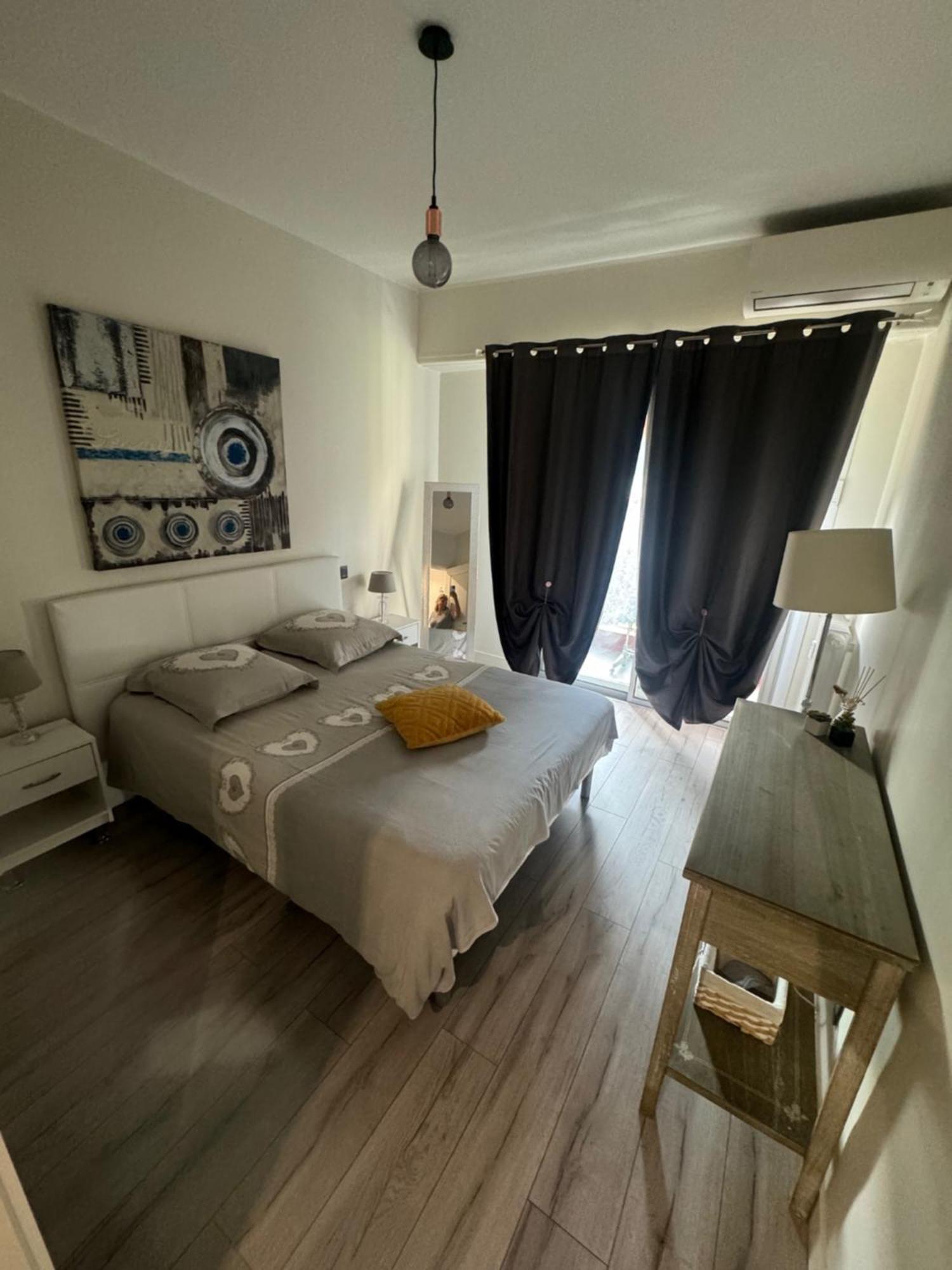 ניס Gorgeous 2 Bedrooms Holiday Apartement מראה חיצוני תמונה