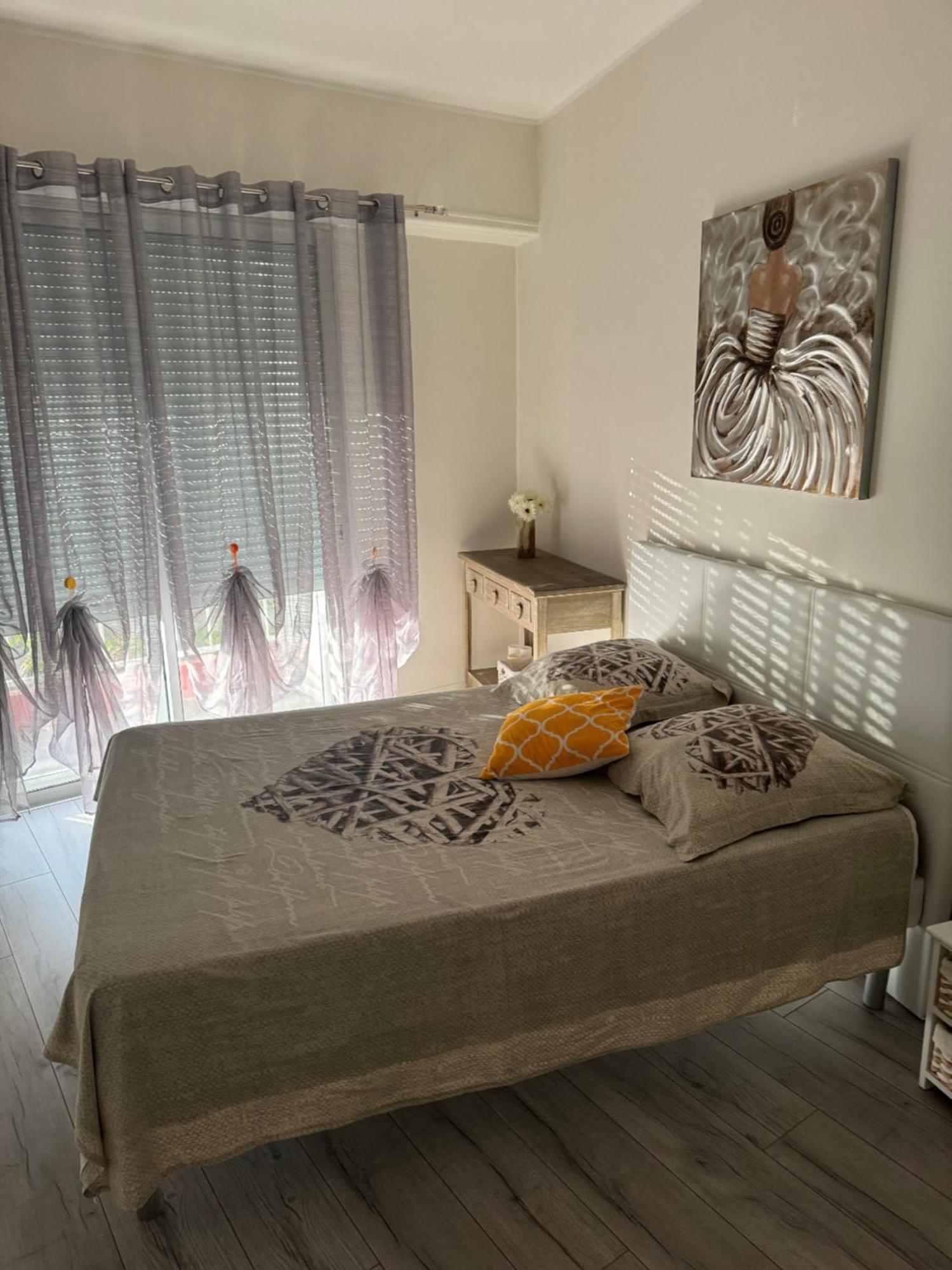 ניס Gorgeous 2 Bedrooms Holiday Apartement מראה חיצוני תמונה